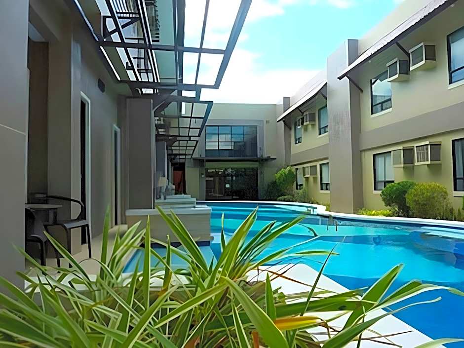 Circle Inn Hotel and Suites Bacolod