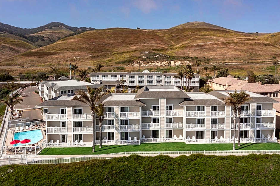 Pismo Lighthouse Suites