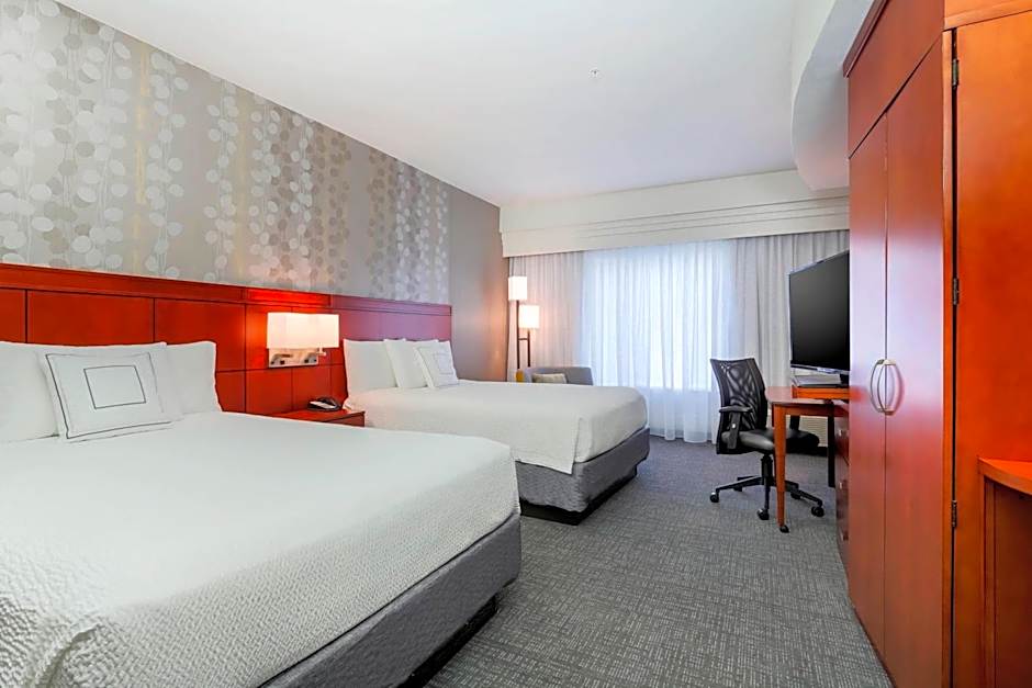 Courtyard by Marriott Dallas Arlington South
