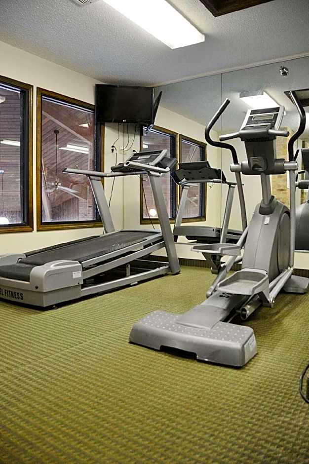 Country Hearth Inn & Suites - Kenton