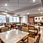 Comfort Inn & Suites Calgary - University