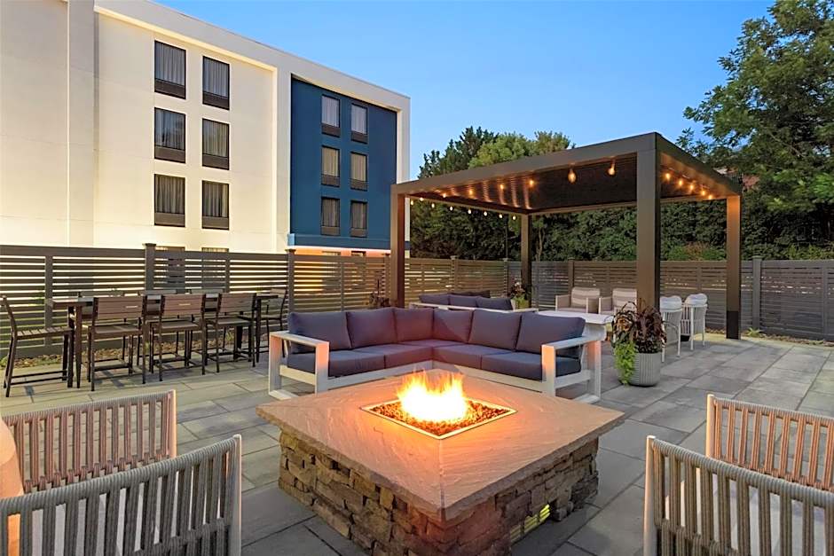 Hampton Inn By Hilton Hagerstown