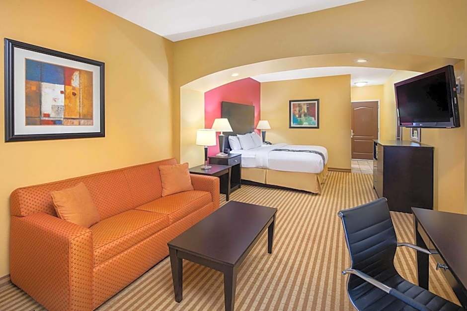 La Quinta Inn & Suites by Wyndham Union City