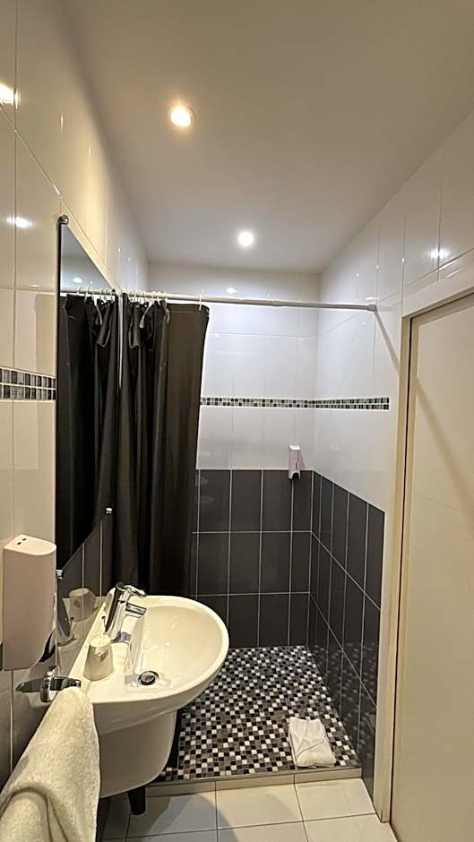 Hotel Richmond Gare du Nord