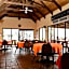 Riviera Hotel & Chalets