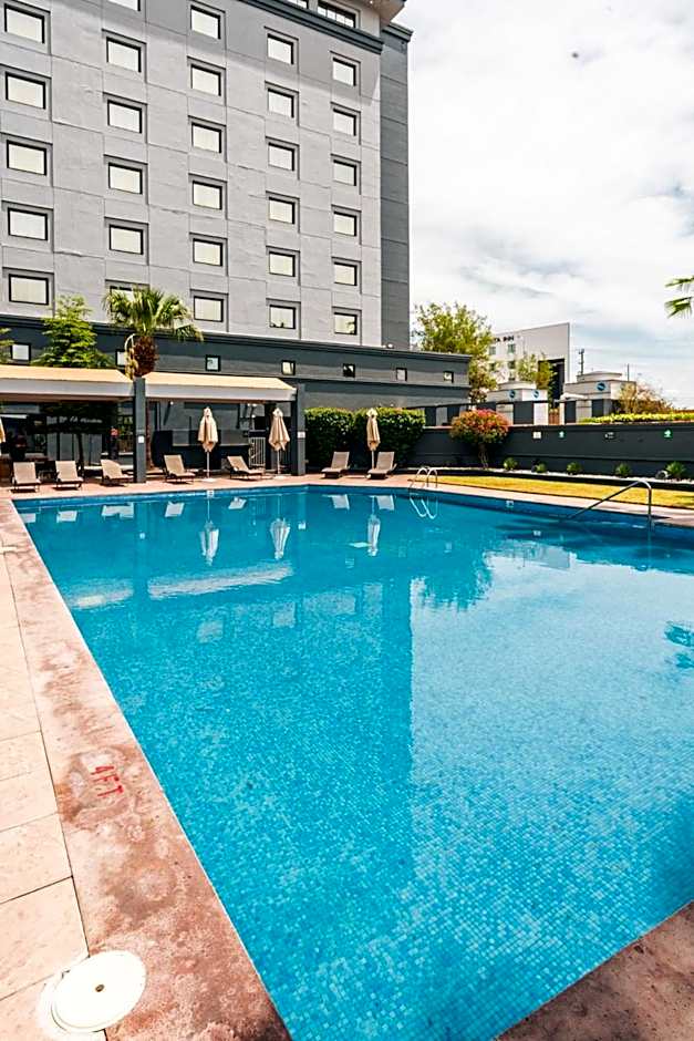 Holiday Inn Mexicali - Centro Civico by IHG