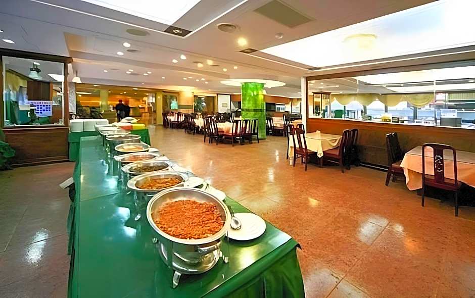 Ming Lu Holiday Hotel