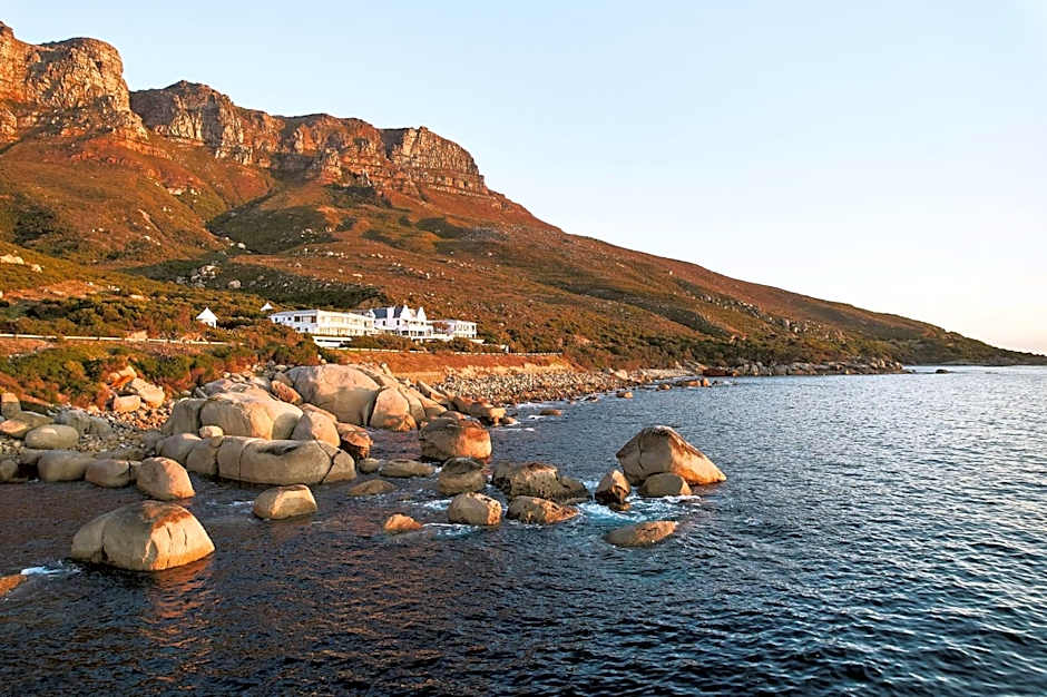 Twelve Apostles Hotel & Spa