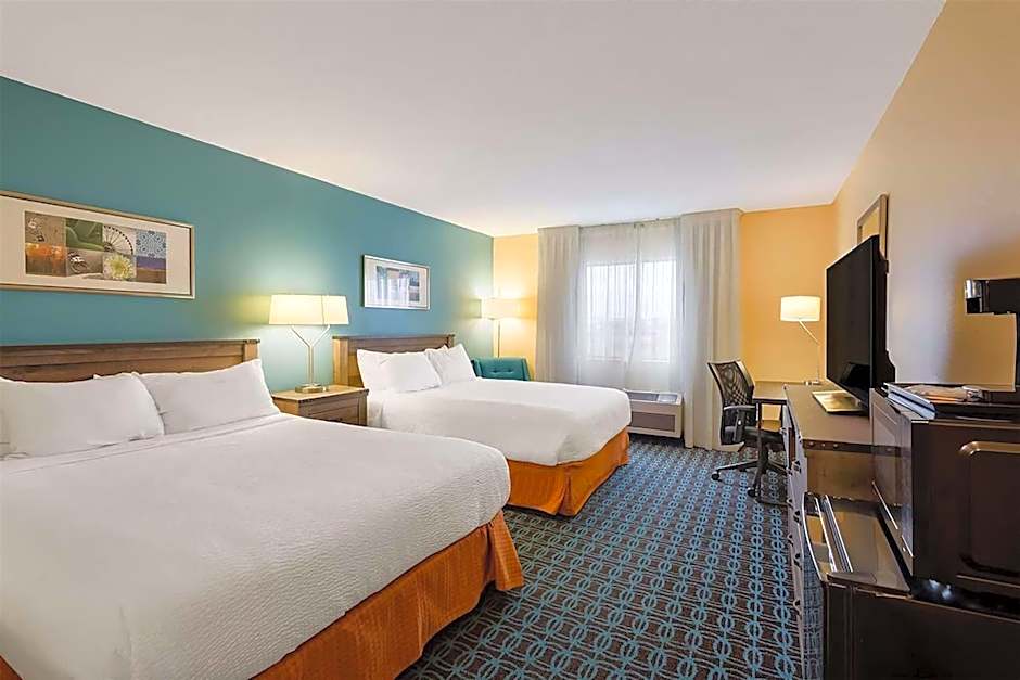 AmericInn by Wyndham Minot