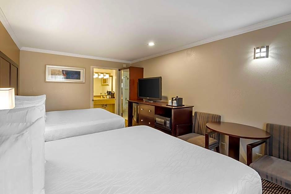 Best Western Plus Orchid Hotel & Suites