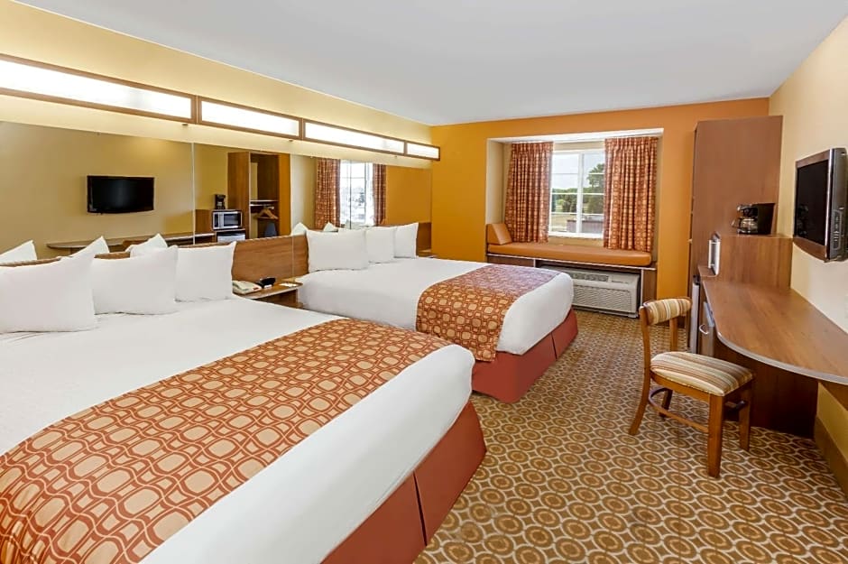 Microtel by Wyndham South Bend Notre Dame University