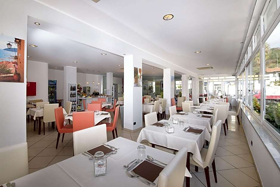 Hotel Ristorante La Marina Mhotelsgroup