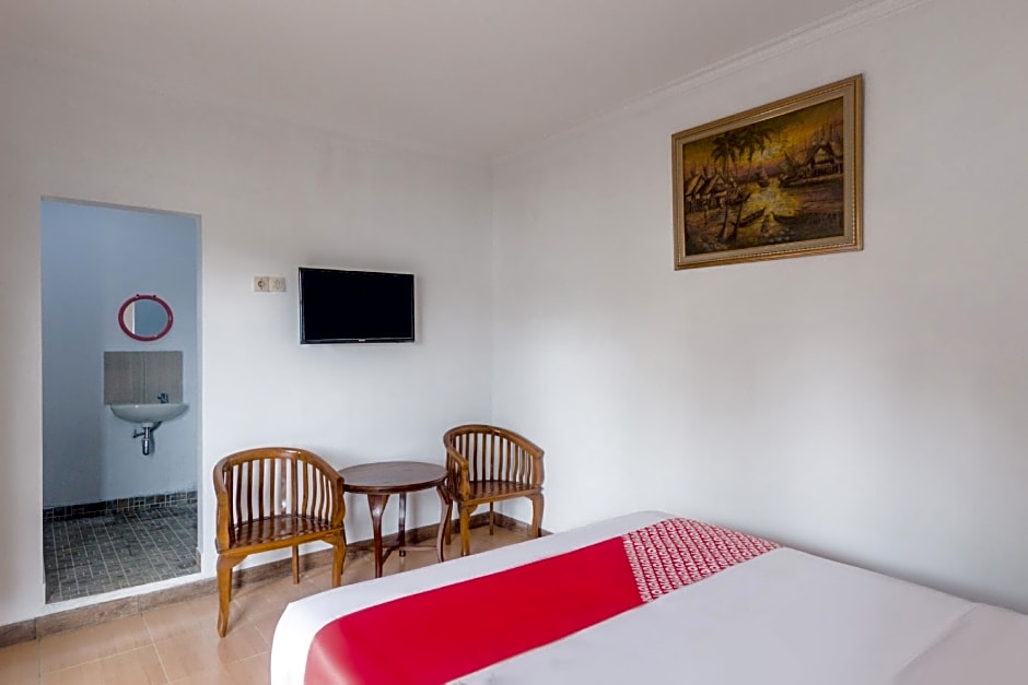 OYO 2938 Penginapan Bumi Ahsan 102 Syariah