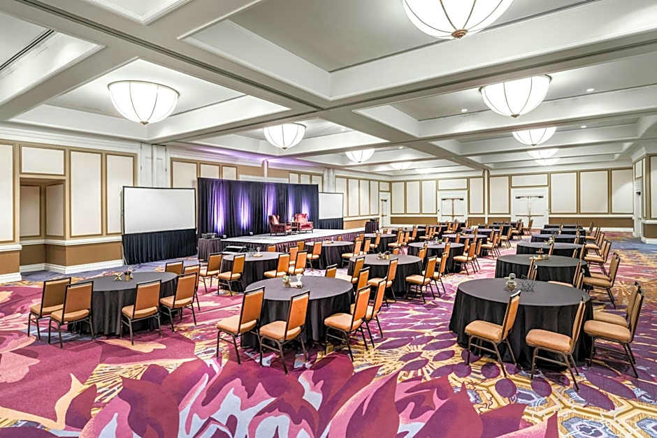 Renaissance Dallas North Hotel