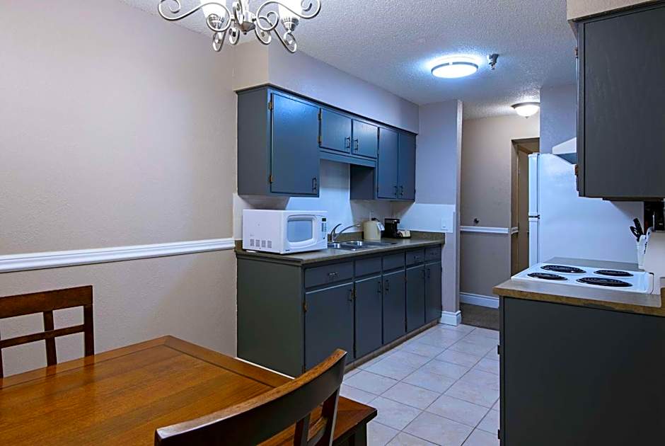 Super 8 by Wyndham Kamloops BC