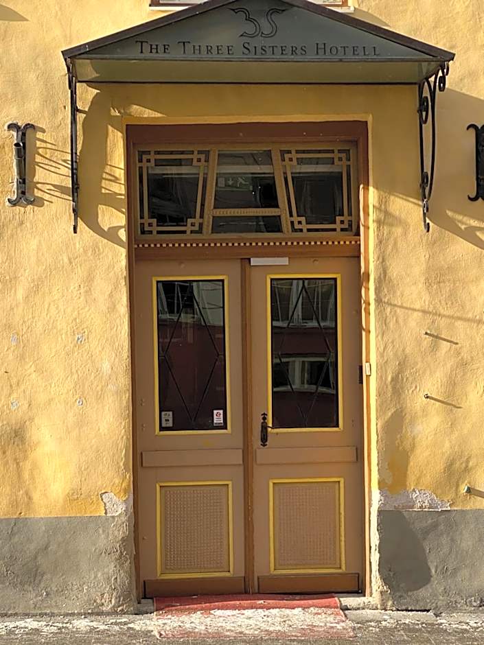 The Three Sisters Hotel