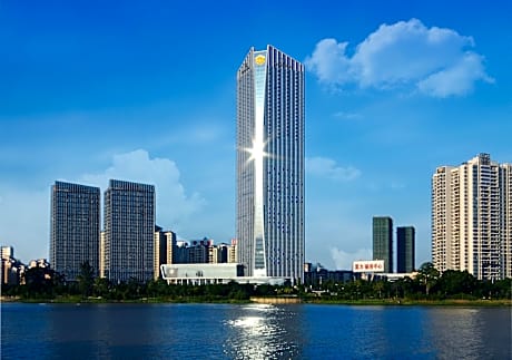Renaissance by Marriott Huizhou Hotel