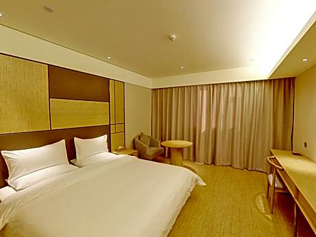 Huazhu - Superior BedRoom