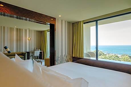 Suite with Sea View