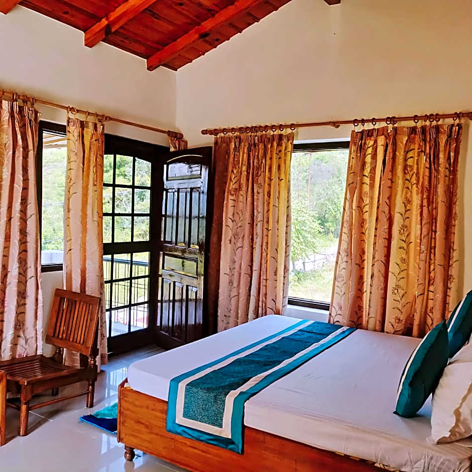 Dev Cottage and Homestay