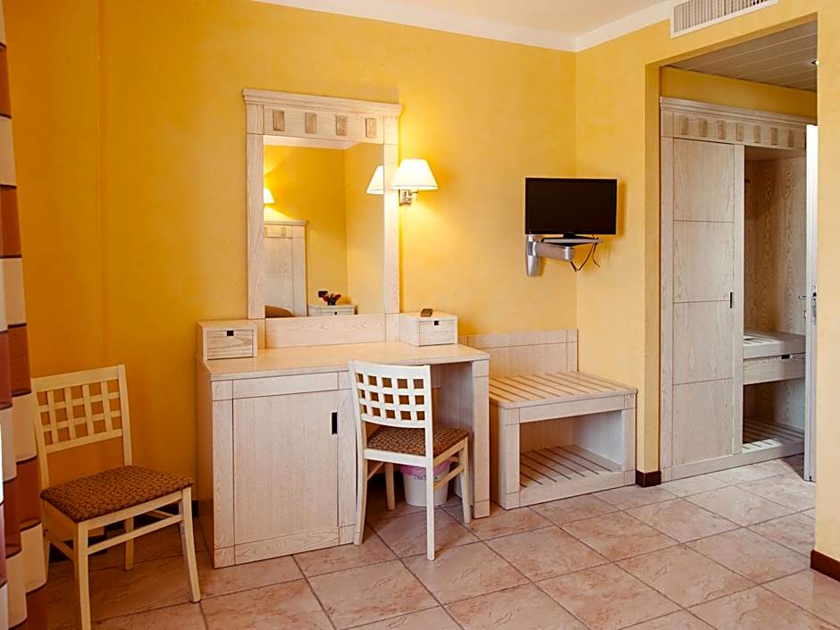 Villa Zina Family Resort