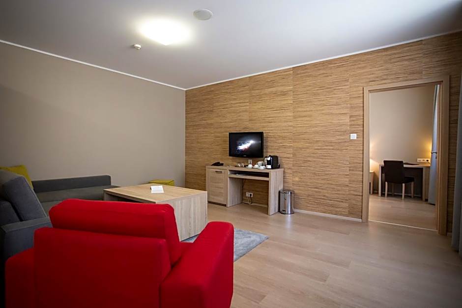 SALAMANDRA Hotel