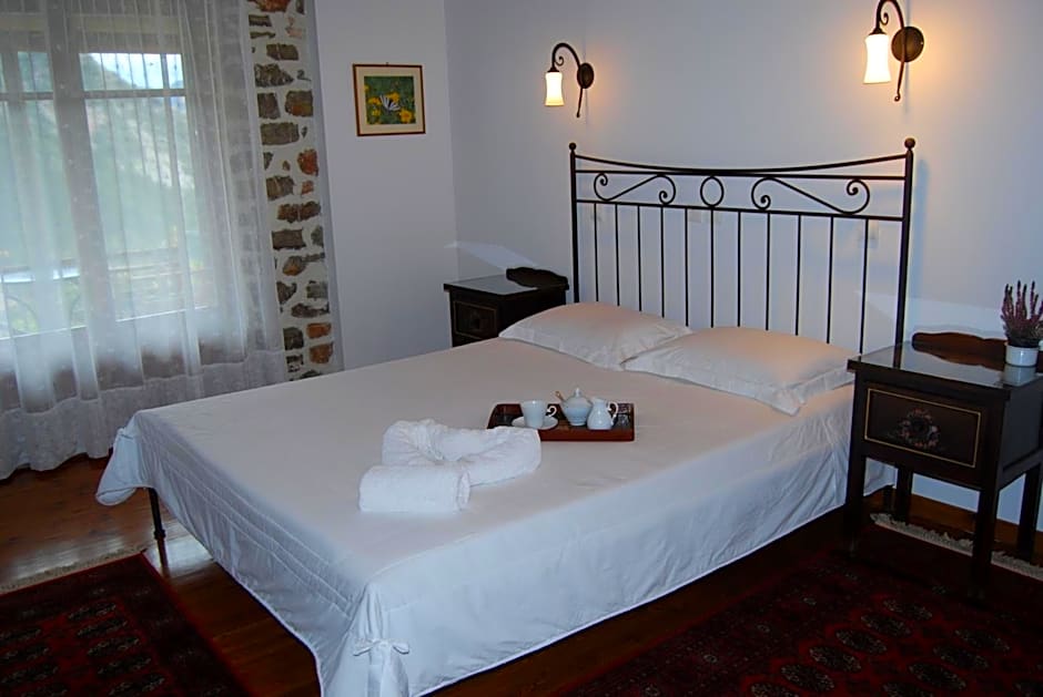 Dryades Guesthouse