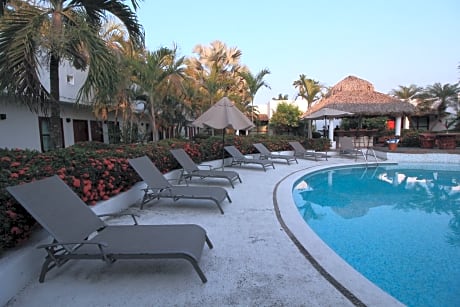 Suite with Pool View