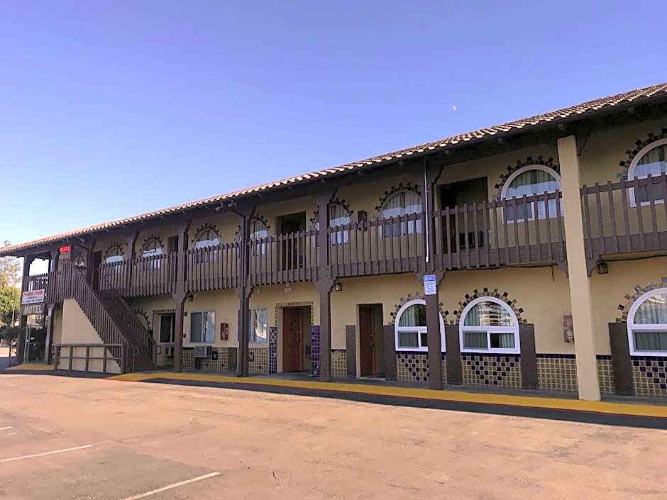 Hacienda Motel