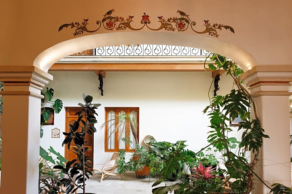 Los Pilares Hotel