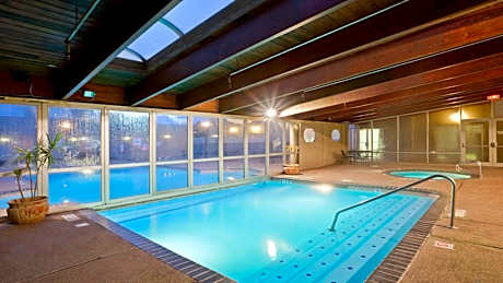 Holiday Inn Hotel & Suites Overland Park-West By IHG