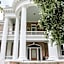 1912 Bed and Breakfast