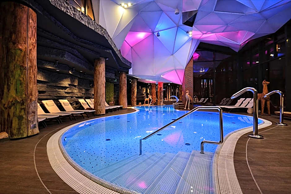 Hotel Żubrówka Spa & Wellness