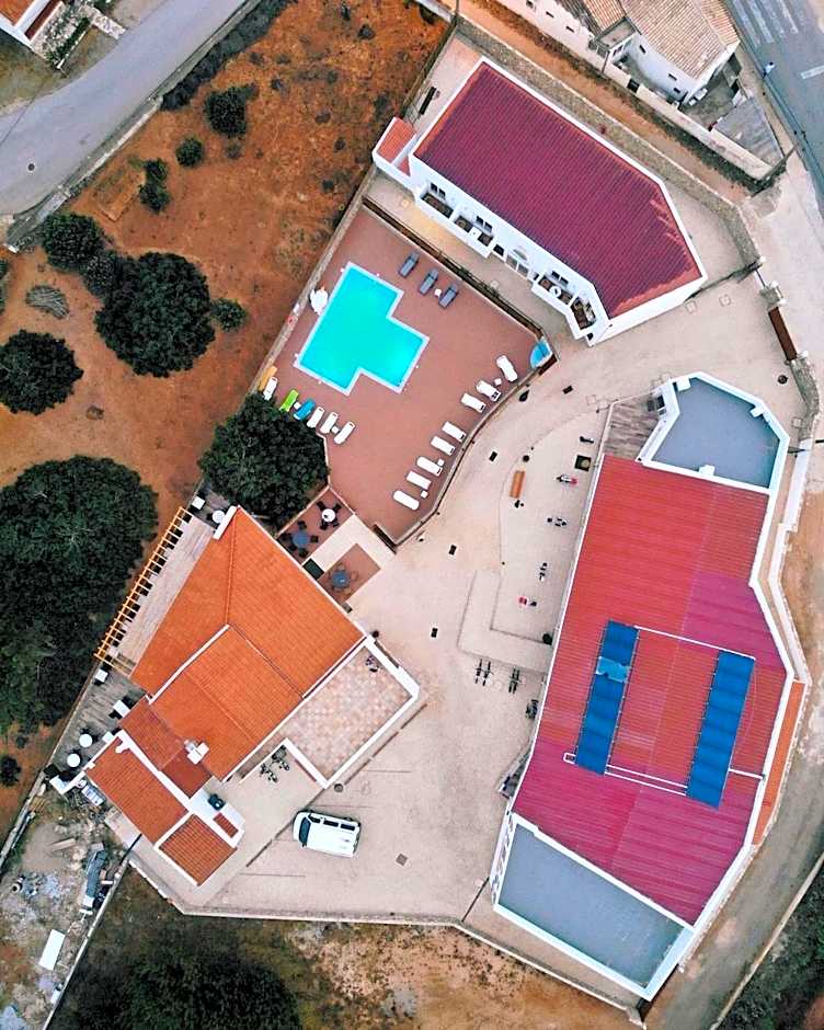 Sagres Sun Stay - Surf Camp & Hostel