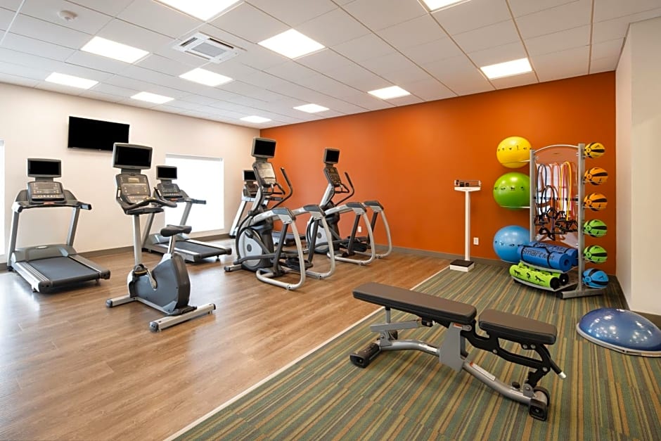 Holiday Inn Express & Suites - Ft Myers Beach-Sanibel Gateway, an IHG Hotel