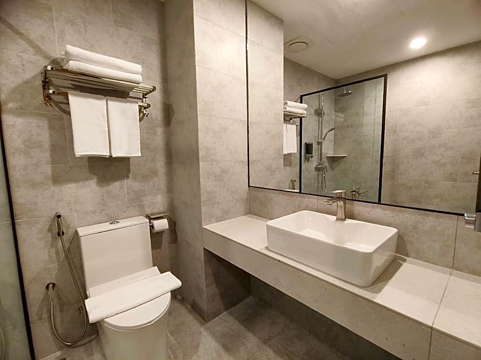 ZOOM HOTEL