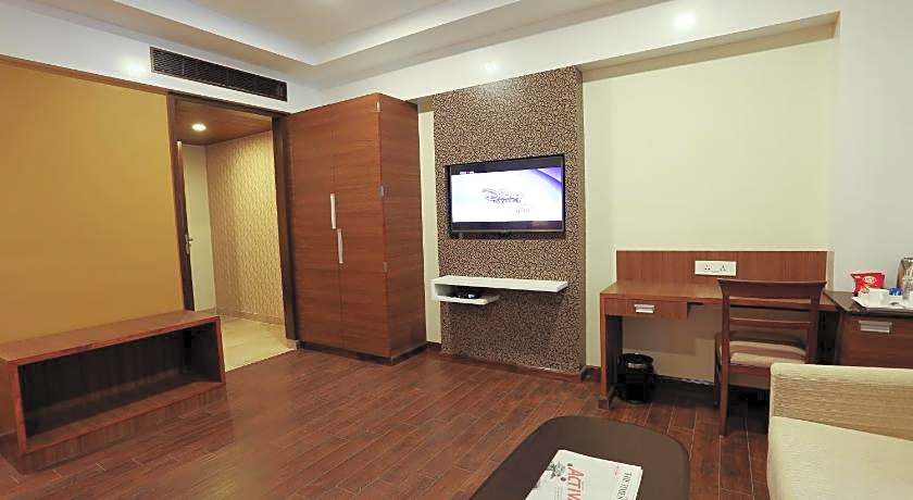 FRESSOTEL SEETHARAM