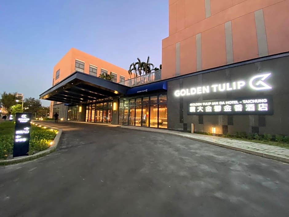 JANDA Golden Tulip Hotel