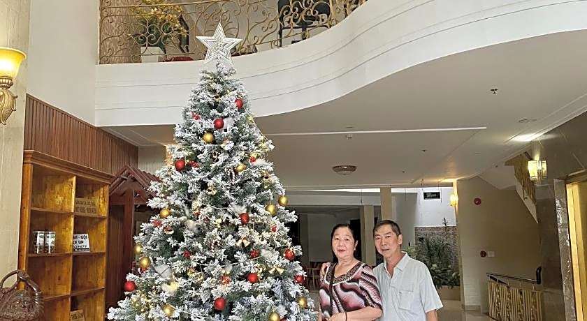 Le Centre Hotel