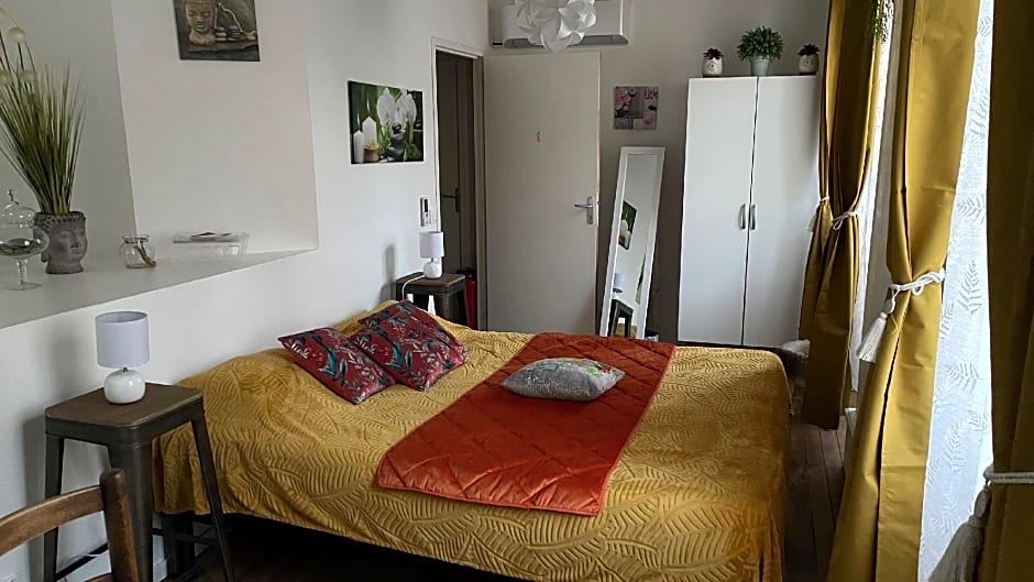 CHEZ TIFILLE