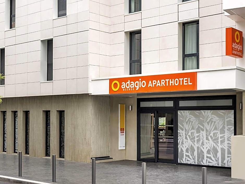 Aparthotel Adagio Access Colombes La Defense