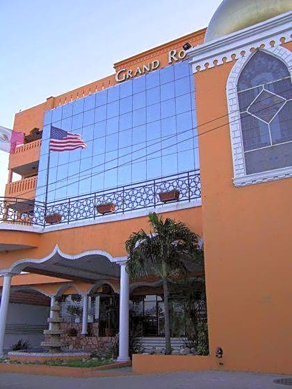 Grand Royal Tampico
