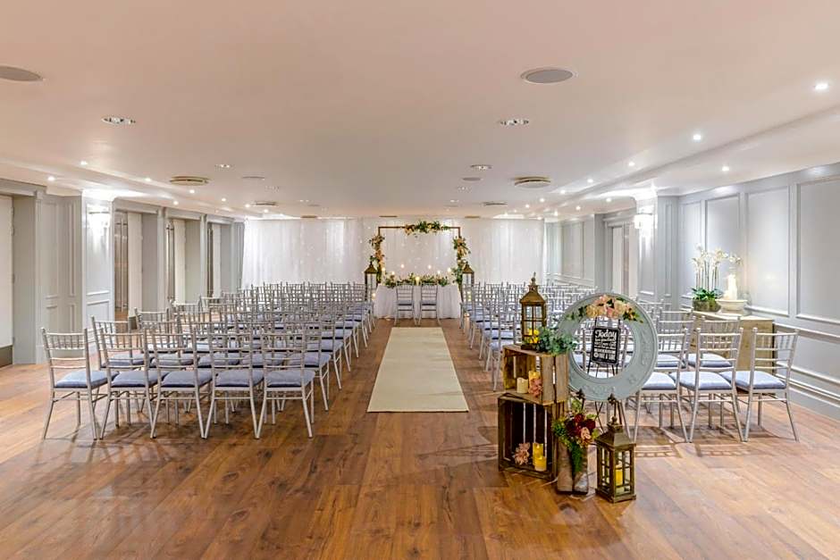 Shearwater Hotel & Spa