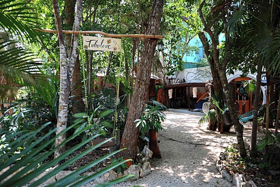 Hostal Mulut Tulum