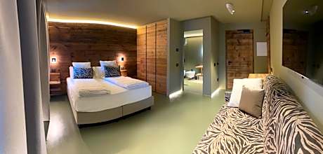 Junior Suite with Balcony