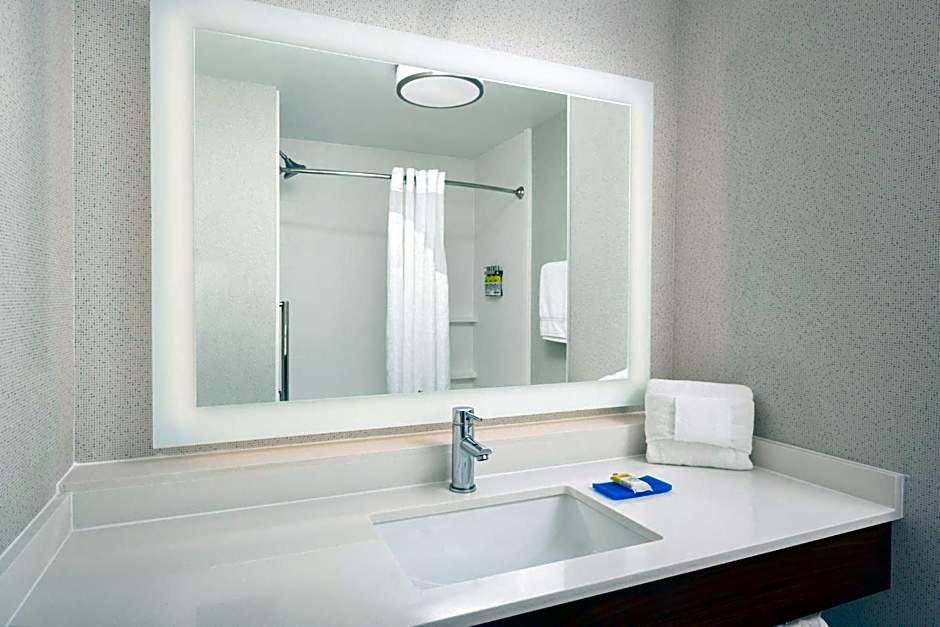 Holiday Inn Express - Tullahoma By IHG