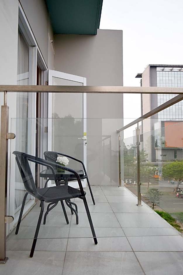 MaxOneHotels.com @ Kota Harapan Indah Bekasi