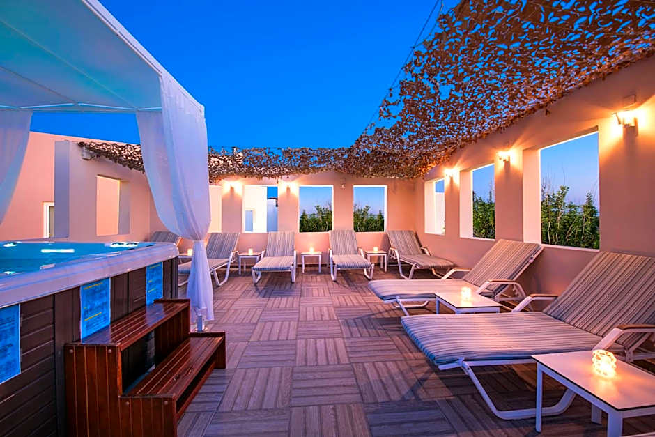 Omiros Boutique Hotel (Adults Only)