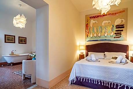 Junior Suite with Garden View