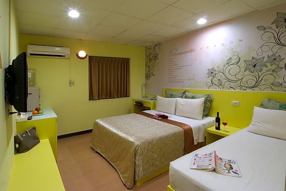 Tong Bing Express Inn Hotel